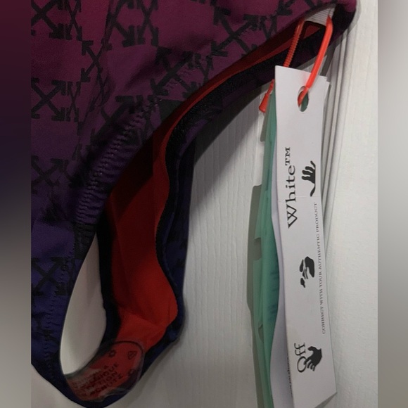 OFF-WHITE™
One-piece swimsuits - Picture 5 of 5